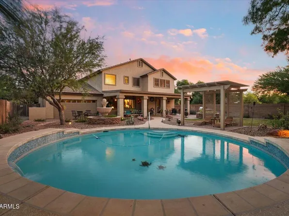 14338 W LAUREL Lane, Surprise, AZ 85379