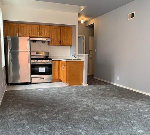 4th image of 760 Stockton St APT 5