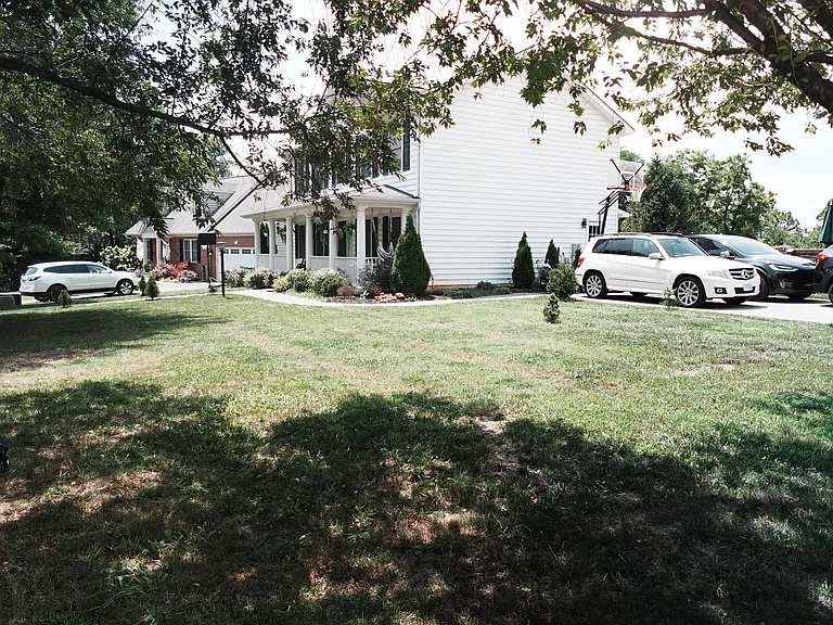 103 Highfield Ln — Photo 22