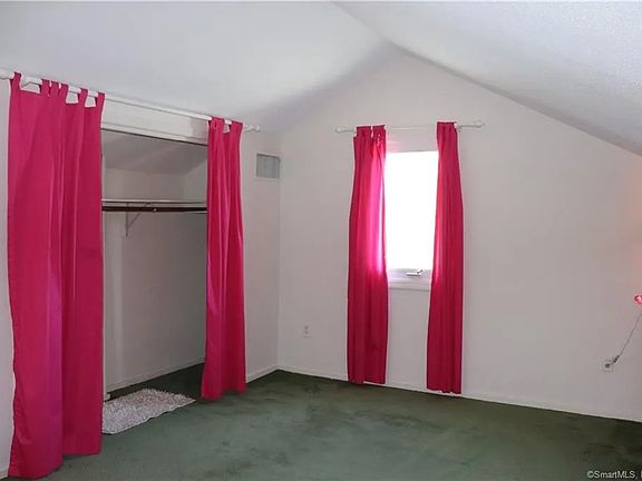 3rd image of 405 Sandstone Dr #405