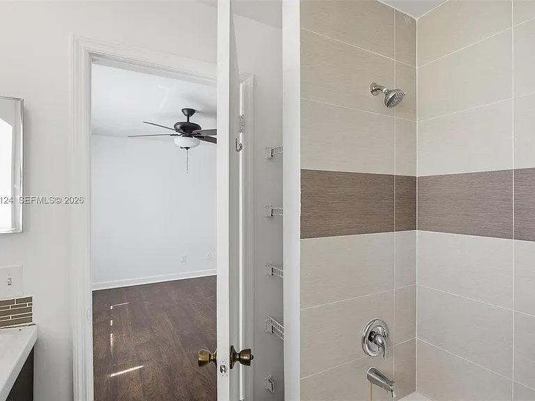 17530 SW 139th Ct — Photo 18