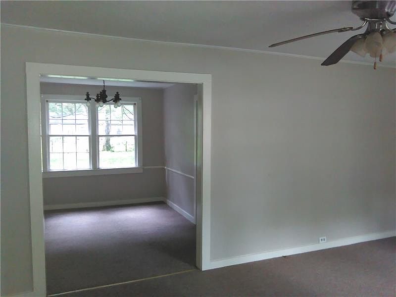 2nd image of 3804 Harrison St