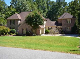 16 Birnham Ln, Durham, NC 27707