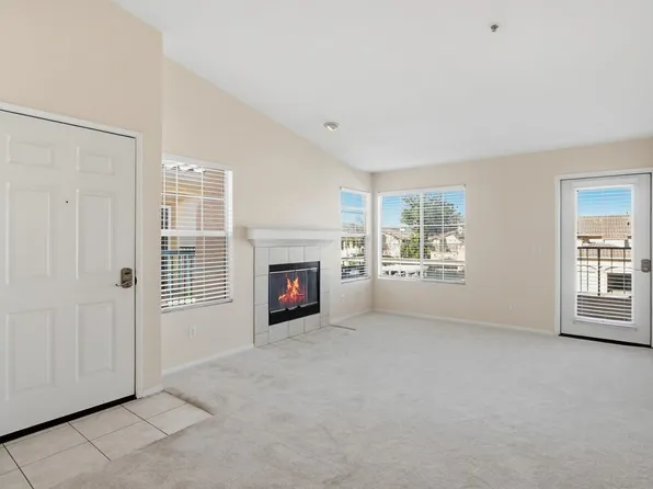18585 Caminito Pasadero Unit 427, San Diego, CA 92128