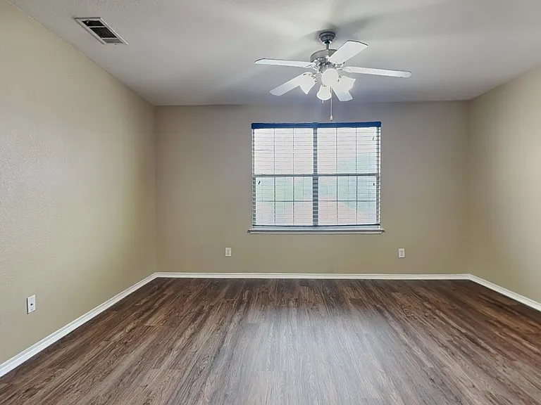 6001 Melanie Dr — Photo 9