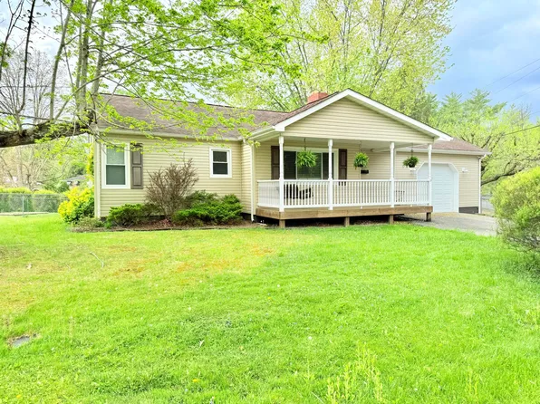 155 Grace St, Fayetteville, WV 25840