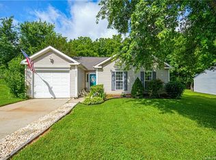 8007 Count Fleet Ln, Charlotte, NC 28215