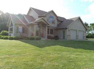 8989 Washington Ave, Marshfield, WI 54449