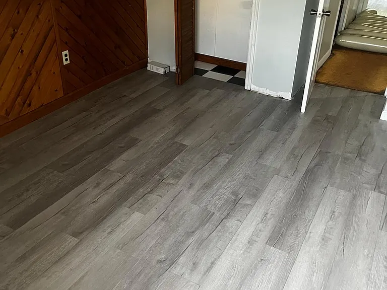 366 Alden St — Photo 8