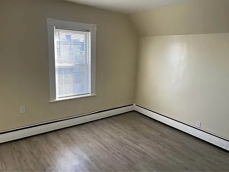 77 Willie St #1A — Photo 9