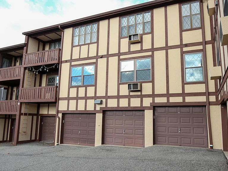 564 Sierra Vista Ln — Photo 14