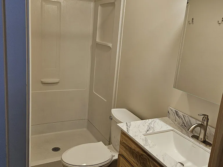 8 Bentley Pl #8 — Photo 11