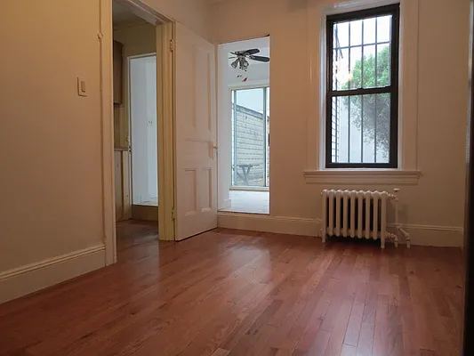 Rented by RES New York | media 63