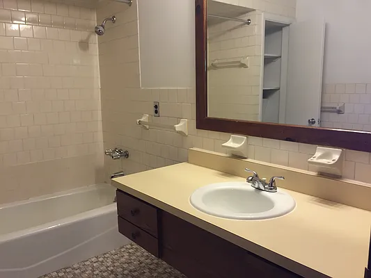 Rented by Brooklyn Heights Real Estate Inc | media 17