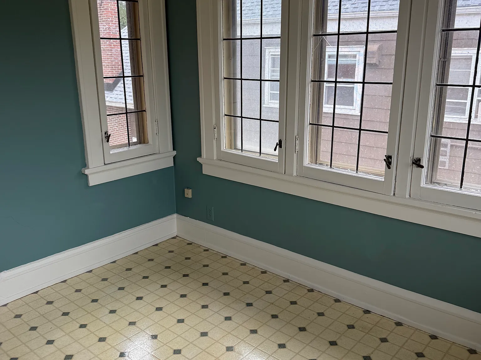 2 bed, 1200 sqft, $1,600 — Photo 4