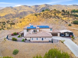 13675 Davenport Rd, Agua Dulce, CA 91390
