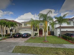 16251 SW 71st St, Miami, FL 33193