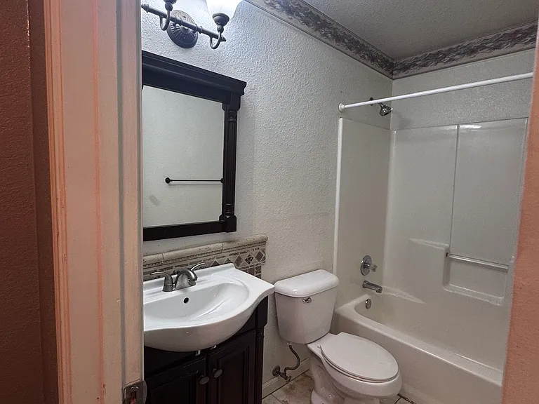1518 Chardonnay Dr — Photo 7