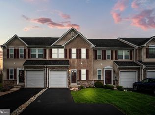 144 Fawn Dr, Gilbertsville, PA 19525