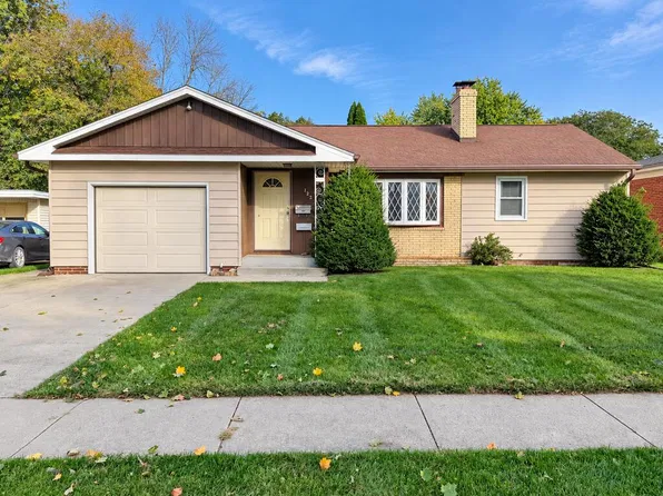 1227 N 24th Pl, Fort Dodge, IA 50501