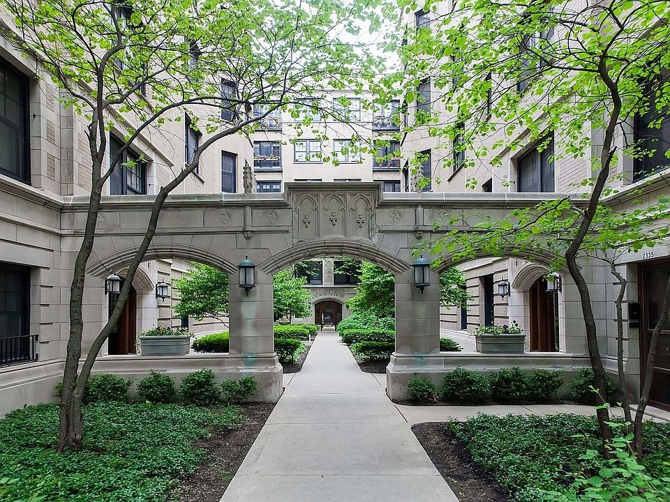 1st image of 2341 N Commonwealth Ave APT 4A