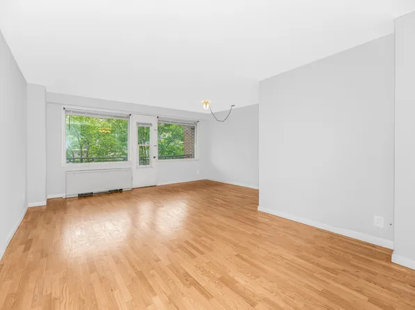 3777 Independence Avenue 3F image 3 of 19