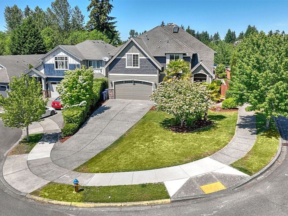 2nd image of 4029 166th Street SE