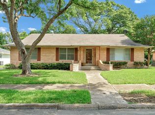 806 Branch Dr, Garland, TX 75041