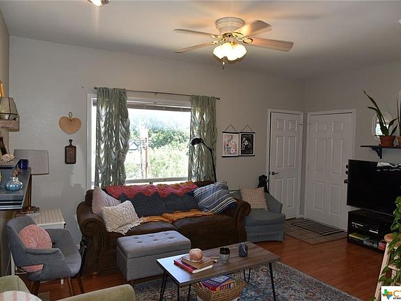 3rd image of 506 W San Antonio St APT 106