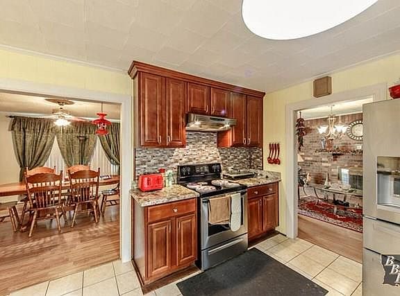 4th image of 209 N Terrebonne Dr #0