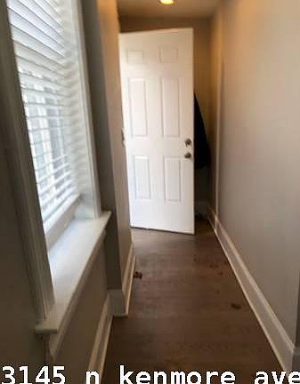 4th image of 3145 N Kenmore Ave #1527