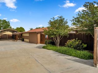 202 Lakeview Dr, Mathis, TX 78368