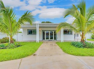 Glenroyal Sub, Miami, FL 33125