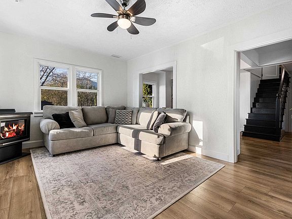 5th image of 4990 Boundary Rd