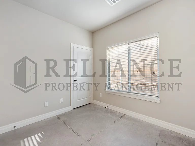 13630 W Nantucket St — Photo 21