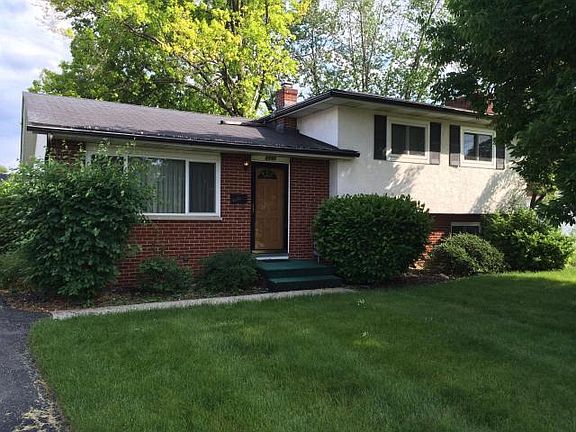 5th image of 4395 Amalia Pl