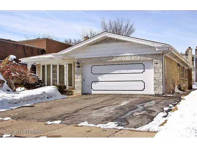 6838 Latrobe Ave photo 1