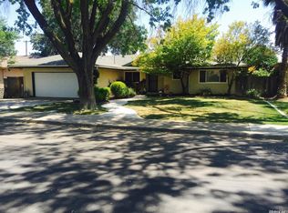 1067 Madison Ave, Los Banos, CA 93635