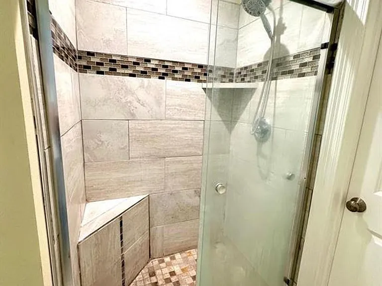 18163 Pinehurst Dr — Photo 13