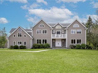 5 Belaire Dr, Westport, CT 06880