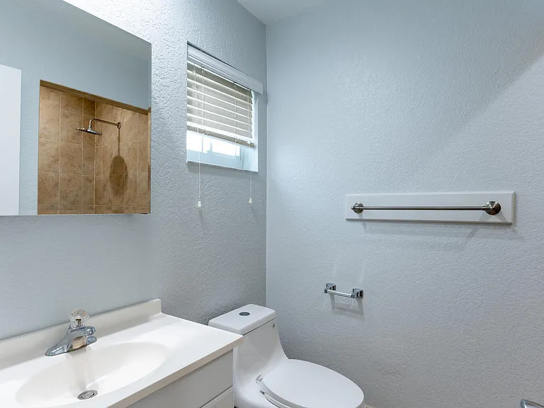 4695 Brandywine Dr — Photo 20