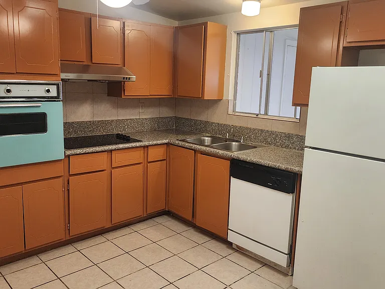 8802 E Baker St — Photo 2