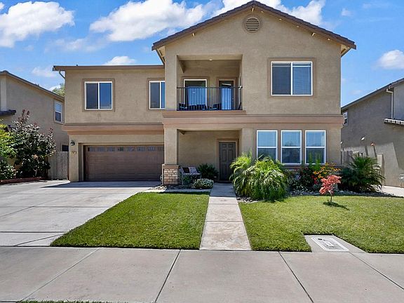 3rd image of 1767 Silver Ridge Way