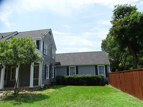 3rd image of 408 W Tyler St
