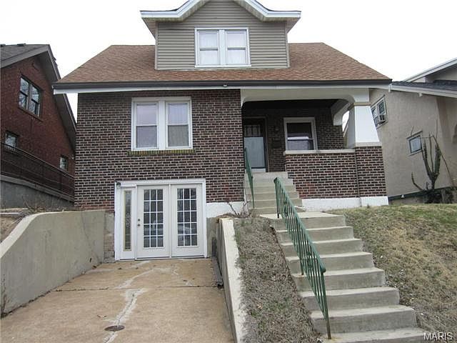 1st image of 2830 Hampton Ave