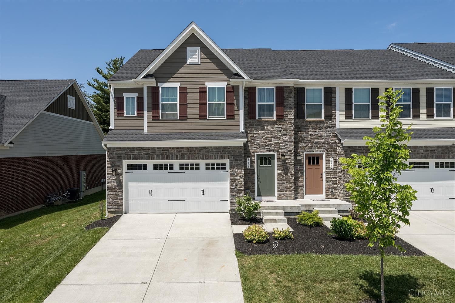 Apple - だ  5955 N Beech Daly Rd, Dearborn Heights, MI 48127 | MLS