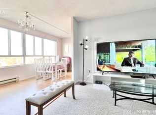 65 Highland Cres #705, Kitchener, ON N2M5M8