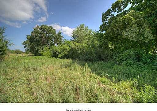 4th image of Woodview Pvt Dr