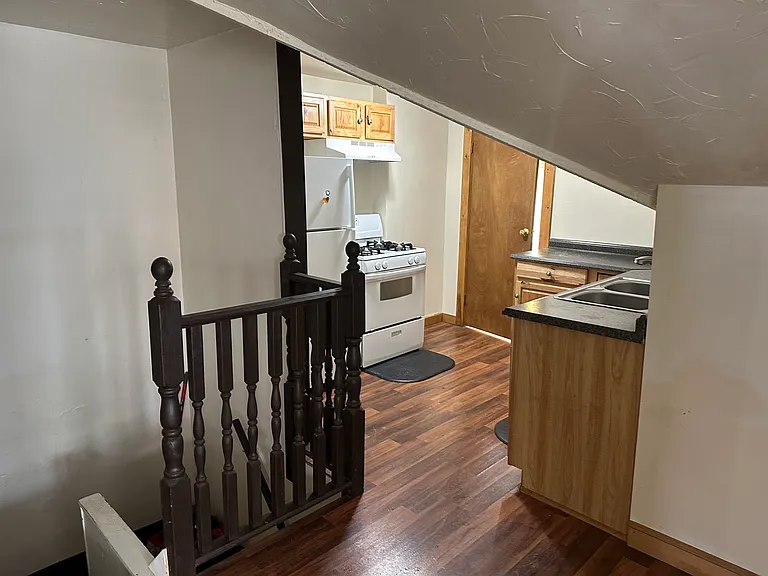 215 Park Ave #3 — Photo 10