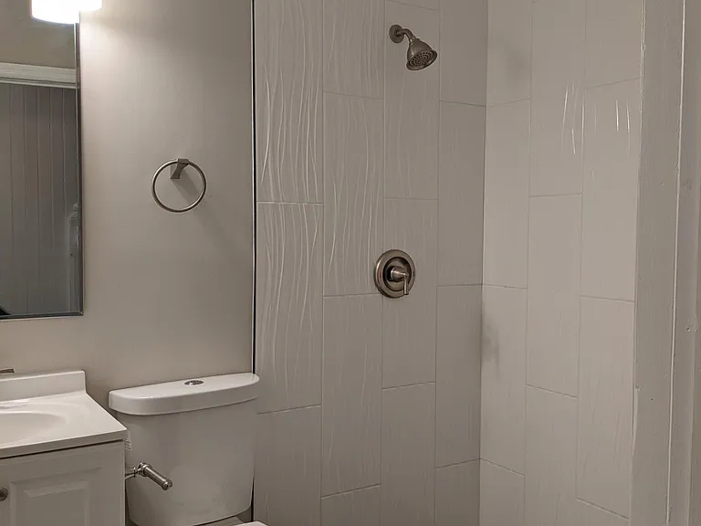 903 Scott St #2 — Photo 8